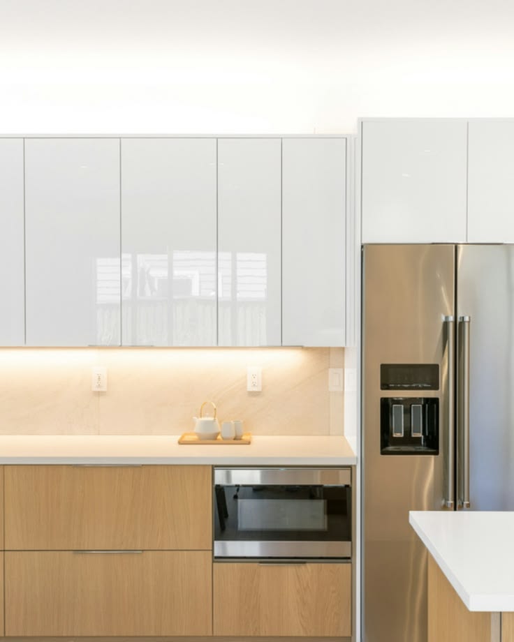 Custom Kitchen Cabinets